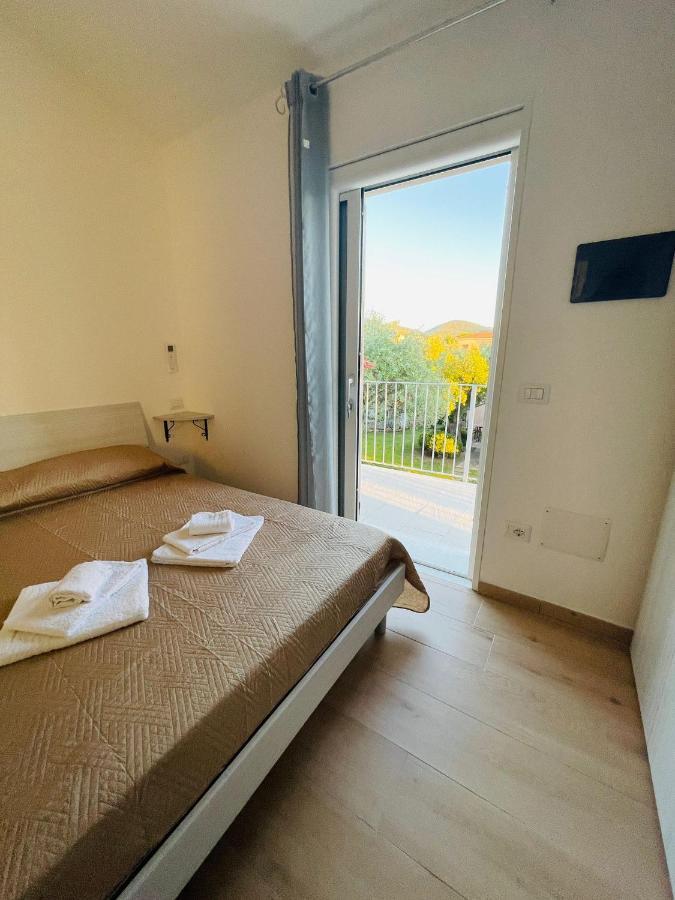 Chrisso Rooms Affittacamere سان تيودورو المظهر الخارجي الصورة
